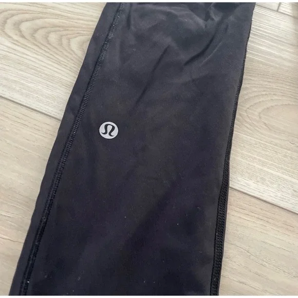 Lululemon High Rise Pocket Leggings Black Size 2 Athletic Athleisure - Picture 6 of 6